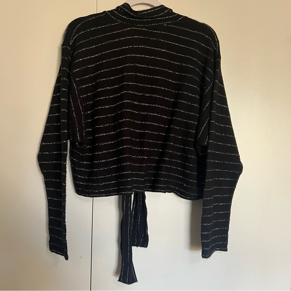 Lane Bryant Black and Silver Metallic Striped Tie Cardigan size 18/20 - Picture 5 of 6